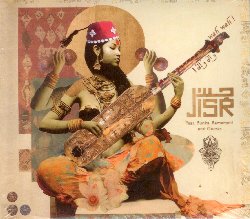 JISR :  WAH WAH!  (YELLOWBIRD)

Per il suo nuovo album, Wah Wah!, la formazione multietnica JISR ha voluto al suo fianco il virtuoso cantante esperto di tradizione vocale carnatica Ramamani R.A. e il chitarrista e suonatore di oud tedesco Roman Bunka. Il disco  il risultato di un lungo tour nell'Asia meridionale durante il quale JISR ha esplorato la musica del subcontinente indiano. Wah Wah!  un caleidoscopio musicale che mette insieme diverse tradizioni musicali indiane, musica gnawa dal Marocco, maqam arabo, jazz-rock tedesco e molto altro ancora. Per mezzo di una strumentazione non convenzionale, il collettivo regala all'ascoltatore un altissimo livello artistico che porta a una sintesi musicale omogenea e armoniosa. Con composizioni originali e opere tradizionali, i musicisti fondono in modo molto originale ritmi trance indiani e marocchini avvolgendoli in ornamenti melodici unificanti e aggiungendo una pennellata d'improvvisazione. Wah Wah!  un disco moderno, groovy e immensamente coinvolgente fatto di avvincenti peregrinazioni musicali che spiazzano via ogni ovviet.