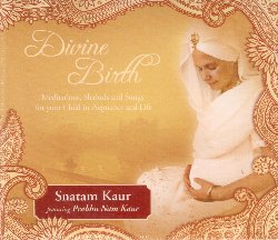 KAUR SNATAM :  DIVINE BIRTH  (SPIRIT VOYAGE)

La musica di Snatam Kaur  caratterizzata dalla rara capacit di trasmettere serenit e calma spirituale. Affiancata nell'interpretazione da sua madre Prabhu Nam Kaur, Snatam presenta Divine Birth il suo nuovo album che non mancher di accontentare le aspettative del suo affezionato pubblico. Dedicato al delicato, ma splendido, periodo della gravidanza, l'album propone meravigliosi mantra e canti che sono un prezioso aiuto nella pratica della meditazione, per poter godere a fondo di questa esperienza. Divine Birth permette alla mamma in dolce attesa di unirsi al flusso energetico dell'universo, trasmettendo alla creatura che culla nel grembo tutta la grazia e la bellezza del mondo.