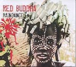 RED BUDDHA :  RAINDANCE  (BLACK FLAME)

Con il suo terzo album Red Buddha continua il suo viaggio tra le sonorit del mondo e dopo Tibet Trance che distillava le tradizioni tibetane e Siddharta in Space, dedicato alle melodie indiane, propone ora le contaminazioni tra laptop e ritmi africani. Raindance si sviluppa intorno a ritmi e sonorit dello Swaziland per proiettare i colori delle sue localit direttamente sulla retina dell'ascoltatore: la musica invita a sognare l'Africa, ad immaginare i mercati, le strade pulsanti di vita e le feste sulle spiagge... sembra che la musica riempia l'aria con il profumodi queste culture. I loops elettronici sono sottolineati dal timbro del flauto di bamb e dalle percussioni di djemb, tabla, bongos e congas, lasciando talvolta spazio all'intervento di strumenti provenienti da altre culture come veena, sarod e sitar. Raindance  insieme rilassante e ballabile e, per scegliere l'una o l'altra opzione, basta abbassare o alzare il volume: le esperienze restano comunque le stesse, uniche.