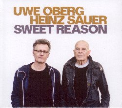OBERG UWE / SAUER HEINZ :  SWEET REASON  (JAZZWERKSTATT)

Nel giugno del 2017, nello studio Rbb di Berlino, Uwe Oberg (sax tenore) e Heinz Sauer (pianoforte) hanno registrato l'album Sweet Reason, progetto composto da tutti originali dei due musicisti oltre a Bloodcount di Billy Strayhorn. Ascoltando il disco di casa Jazzwerkstatt colpisce la grande capacit improvvisativa dei due artisti. Racconta Uwe Oberg: Volevamo suonare il pi liberamente possibile: entrambi avevamo portato dei pezzi che volevamo suonare con la massima apertura, il tutto doveva essere estremamente spontaneo. Cos  capitato che il mio brano Due to... ha ricevuto un carattere completamente diverso da quello che avevo pianificato. Hafenrundfahrt di Heinz si riferisce all'omonimo dipinto di Johannes Heisig a cui  dedicato. Con le sue meravigliose melodie mi ha fatto pensare a Coltrane, ma Heinz non  della mia stessa opinione. Anche in questo caso insieme abbiamo trovato nuovi colori musicali, gli accordi erano minimi. Nella libera improvvisazione uno  in realt nudo, si inizia, tutti i sensi vengono accesi e ci si dedica al libero flusso dell'ispirazione e della comunicazione. Noi non proviamo, si pensa e si suona, ci si segue ed insegue. Si va dietro alla musica. Un paio di fili rossi sono i suoni, la progressione melodica, la struttura e la ritmica. Forse sembra un discorso tecnico, ma suonando non lo . Le emozioni sono sempre l, noi vibriamo all'unisono con il suono. Ci godiamo la sfida, l'ignoto. Le sensazioni si creano ascoltando, la musica interagisce con noi. Ascolto attivo, questo porta la musica. Come si pu intuire dalle parole di Uwe Oberg Sweet Reason  un disco senza filtri, puro e immediato che nasce dalla passione per la musica, per la sperimentazione e che  stato possibile solo grazie alla grande preparazione tecnica dei due interpreti.