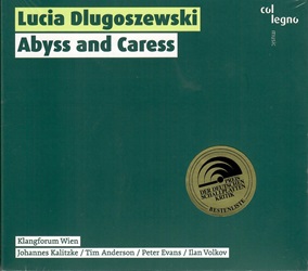 DLUGOSZEWSKI LUCIA :  ABYSS AND CARESS  (COL-LEGNO)

Lucia Dlugoszewski (19252000)  stata una talentuosa compositrice, poetessa, regista, coreografa, interprete e inventrice di un centinaio di strumenti musicali tra cui il pianoforte a timbri, una sorta di pianoforte preparato in cui martelli e tasti sono stati sostituiti con archi e plettri. Nonostante i suoi notevoli meriti e lessere stata la prima donna a ricevere nel 1977 il Koussevitzky International Recording Award, Dlugoszewski fu purtroppo messa in ombra dai grandi maestri della scena musicale newyorkese. Oggi, a quasi 25 anni dalla sua scomparsa, fortuntamente la poliedrica artista sta vivendo una rinascita tanto che le sue composizioni sono sempre pi spesso scelte da ensemble e orchestre che le interpretano donando loro nuova linfa vitale. In Abyss and Caress leccellente formazione Klangforum Wien propone alcune delle opere pi belle e quasi dimenticate di Dlugoszewski, interpretandole con un virtuosismo e una precisione tecnica che da sempre contraddistinguono questi musicisti. Il doppio album comprende brani composti tra gli anni 50 e gli anni 90 del XX secolo e alcuni di loro, ovvero Abyss and Caress (1975), Every Time You Carry Me This Way (1993) e Avanti (1980) vengono qui presentati per la prima volta.