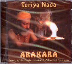 NADA TURIYA :  ARAKARA - ECSTASY OF THE AWAKE: ANCIENT SIDDHAR YOGI RESONANCE  (WHITE SWAN)

Mandato dal sud dell'India in California sotto la guida dei suoi maestri Saddhu, l'artista Turiya Nada, ha creato la sua originale fusione di antichi canti dei saggi Siddhar (mistici indiani fautori di una disciplina spirituale non ortodossa) e paesaggi musicali elettronici tipici del XXI secolo. Arakara - Ecstasy of the Awake: Ancient Siddhar Yogi Resonance mescola rituali ritmi trance ed autentici mantra, per dare vita ad una musica potente che serve a condividere i messaggi di trasformazione e compassione professati da illuminati saggi e maestri. Con toccanti canti devozionali arricchiti ed alleggeriti dalle note di una ricca strumentazione che comprende violoncello, cetra, flauto nativo-americano, chitarra, basso, tastiere, campane tibetane ed arpa, l'album di Turiya Nada crea un'atmosfera che allo stesso tempo induce la trance ed elettrizza lo spirito. Arakara - Ecstasy of the Awake: Ancient Siddhar Yogi Resonance  accompagnato da un libretto di 16 pagine in cui l'autore stesso spiega chiaramente ogni mantra, precisandone il significato all'interno dell'antica tradizione mistica Siddhar.