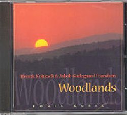KOITZSCH HENRIK :  WOODLANDS  (FONIX MUSIK)

Melodie di straordinaria bellezza con ritmi che scorrono dolcemente: una musica che ti far sentire in pace con il mondo.