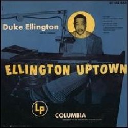 ELLINGTON DUKE :  ELLINGTON UPTOWN  (PURE PLEASURE)

Registrato tra la fine del 1951 e l'inizio del 1952, Ellington Uptown fu pubblicato dalla Columbia Records nella sua prestigiosa etichetta Masterworks, fino a quel momento riservata principalmente alla musica classica intellettuale e agli spettacoli di Broadway. Molti critici musicali ritengono che i primi anni '50 furono un periodo poco fruttuoso per Duke Ellington (1899-1974): dopo aver ascoltato le 5 lunghe tracce di questo disco, saranno costretti a cambiare idea. Il disco si apre con Skin Deep firmato da Louis Bellson, il giovane batterista della band di Ellington: si tratta di un brano che sarà molto piaciuto agli audiofili dell'epoca, in cui il musicista e compositore dimostra tutta la sua grande tecnica. In Take the 'A' Train il centro del palco è riservato alla cantante Betty Roche che dona alla hit di Ellington un interessante sapore bebop. In The Mooche sono invece i clarinettisti Jimmy Hamilton e Russell Procope a guadagnarsi la scena, mentre in Perdido il pianoforte	 boogie-woogie di Ellington introduce la straordinaria tromba di Clark Terry. Il fulcro di Ellington Uptown è la versione swing di A Tone Parallel to Harlem, la cosiddetta Harlem Suite, che fa scivolare in secondo piano qualsiasi sua versione sinfonica. Ellington Uptown è sicuramente un disco da non perdere!