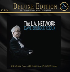 L.A. NETWORK :  DAVE BRUBECK REDUX  (2xHD)

Il progetto L.A. Network  nato dalla collaborazione di due esperti produttori e ingegneri del suono: Andr Perry, presidente delletichetta 2xHD e George Klabin, presidente della Resonant Records. Lidea era quella di creare uninterpretazione di alta qualit di alcune delle pi memorabili composizioni di Dave Brubeck. Negli ultimi dieci anni, Perry e Klabin hanno collaborato a numerosi progetti tra cui alcuni famosi album di Bill Evans, Wes Montgomery, Jaco Pastorius, Stan Getz, Sarah Vaughan, Shirley Horn e altri ancora. Registrato off-the-floor in 2 tracce a 15 ips, usando le pi pure tecniche analogiche audiofile, Dave Brubeck Redux ha immortalato lenergia e lentusiasmo con cui Josh Nelson (pianoforte), Alex Frank (basso) e Ryan Shaw (batteria) hanno interpretato nove famose composizioni del maestro. Con brani come The Duke, In Your Own Sweet Way e Blue Shadows in the Street, il doppio Lp a 45 giri in vinile 200 gr. Dave Brubeck Redux  davvero uno splendido omaggio allopera di uno dei pi grandi pianisti e compositori di sempre.