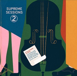 VARIOUS :  SUPREME SESSIONS 2  (MARTENS RECORDINGS)

Dopo il successo del primo sampler, Martens Recordings propone Supreme Sessions 2, registrato nei propri studi di Goteborg nel 2016. Come per Supreme Sessions 1, il produttore e tecnico del suono Peter Axelsson ha utilizzato solo due microfoni Schoeps, creando una registrazione a due canali. La sua pluriennale esperienza musicale e le sue connessioni nella scena musicale svedese e internazionale garantiscono due dischi con un emozionante mix di musica strumentale e vocale. Limpressionante Requiem to a Machine del Rhythm Art Duo  uno dei momenti salienti dellalbum, mentre Un Poco Mas mette in luce la straordinaria voce dellaffascinante cantante cubana Lisette Hernandez Pigueiras che pu essere ascoltata qui nella sua prima registrazione in studio. Supreme Sessions 2 propone anche musica di artisti come Bela Bartok, Astor Piazzolla e Maurice Ravel, oltre ad alcuni standard jazz. Peter Axelsson si  occupato del mastering della registrazione, mentre il montaggio finale per la stampa del disco  stato effettuato nei leggendari Abbey Road Studios di Londra. Il doppio vinile da 180 gr.  stato stampato in 33 giri utilizzando le nuovissime macchine della quotata fabbrica svedese Spinroad Vinyl. Supreme Sessions 2:  unaltra esperienza sonora da non lasciarsi scappare!