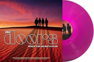 DOORS :  WHEN THE MUSIC'S OVER (VIOLET VINYL)  (SECOND RECORDS)

Con il loro iconico album dal vivo, �When The Music�s Over� i Doors ci invitano a intraprendere un viaggio indietro nel tempo. Registrato all�apice della carriera della band, questo disco ha catturato l�energia grezza e il sound psichedelico della formazione durante una leggendaria esibizione al Konserthuset di Stoccolma il 20 settembre 1968, registrata dall�emittente svedese Sveriges Radio. Con l�intensa voce di Jim Morrison e gli ipnotici assoli di chitarra di Robby Krieger, ogni traccia � un capolavoro capace di trasportare l�ascoltatore negli anni �60. Con successi come �Light My Fire� e �The End, �When The Music�s Over� � un must per ogni fan dei Doors e una testimonianza della loro straordinaria capacit� di esibirsi dal vivo.