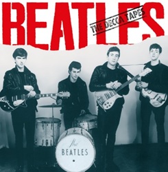 BEATLES :  THE DECCA TAPES  (SECOND RECORDS)

Queste registrazioni, note anche come Decca Sessions o Decca Auditions, sono state realizzate per presentare i Beatles alla Decca Records. Leex manager della mitica formazione, Brian Epstein, aveva scelto 15 canzoni, di cui 12 cover e 3 originali. Dick Rowe, ex CEO della Decca Records, non rimase per niente impressionato dalla qualit e dalle scelte dei brani cos, al posto dei Beatles, scelse di mettere sotto contratto i londinesi Brian Poole & The Tremeloes. Nella tracklist troviamo Like Dreamers Do, Hello Little Girl e Love of the Loved firmate da John Lennone Paul McCartney oltre a Money (Thats What I Want) di Berry Gordy e Janie Bradford, Till There Was You di Meredith Wilson, Besame Mucho di Consuelo Velazquez e molti altri ancora.
